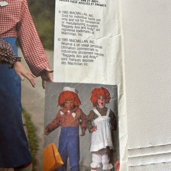 McCall 2625 Raggedy Ann and Andy family costume with kid costumes see kit 🥰 - Picture 3 of 6